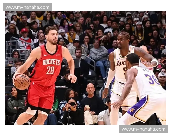 洛城双雄：2013年湖人与快船的恩怨情仇与篮球盛宴